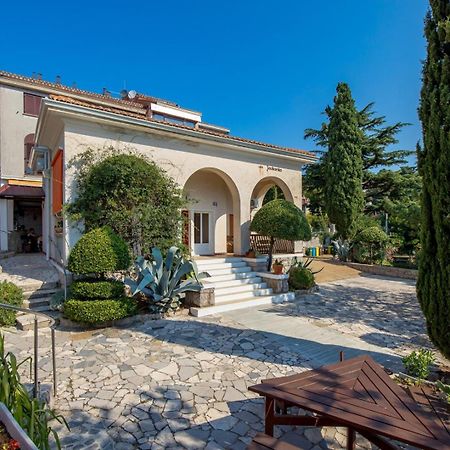 Apartments Jadranka Omišalj Zewnętrze zdjęcie